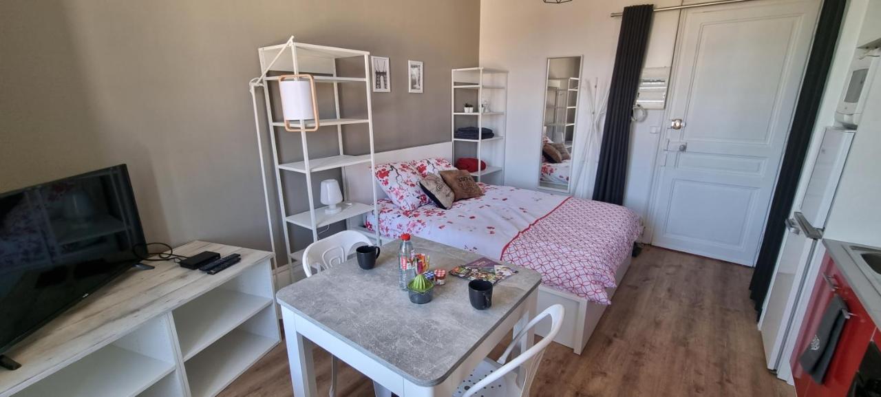 Vittel Studio Neuf En Centre-Ville Ideal Curiste Eksteriør billede
